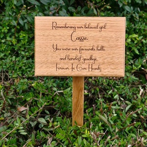 Solid Oak Memorial Stake Grave/Tree Marker Remembrance Tree Cemetery marker with personalised message.