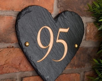 Numéro de maison en ardoise en forme de coeur