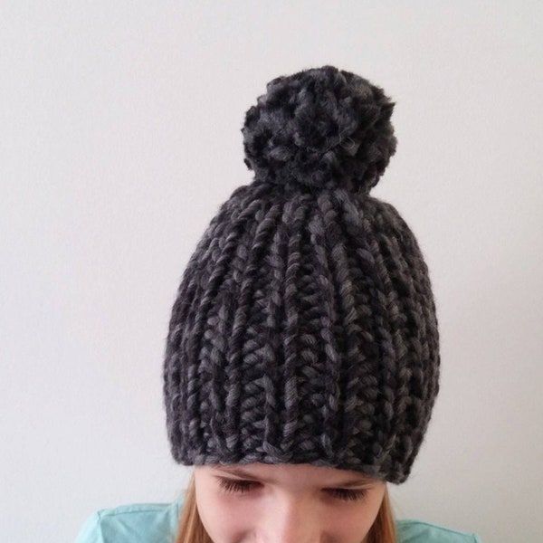 Bonnet en tricot très épais RTS gris/et noir bonnet en tricot fait main avec pompon/bonnet en laine