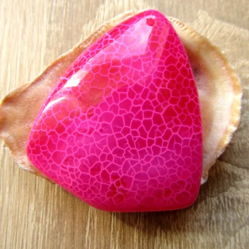 Dragon Veins Agate Pendant 50x42x9mm Pink Agate Triangle Pendant Agate Stone Pendant Flat back Jewelry Supplies