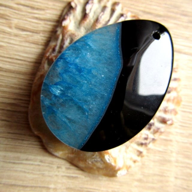 Druzy Geode Agate Pendant Teardrop Green Black Agate Stone 45x30mm Colorful Gemstone Pendant Large Focal Pendant Flat back Jewelry Supplies Druzy Geode Agate Pendant Teardrop Green Black Agate Stone 45x30mm Colorful Gemstone Pendant Large Focal Pendant Flat back Jewelry Supplies