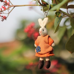 Hase Schlüsselanhänger, Osterhase, Handgemachte Hase, Kaninchen Schlüsselanhänger, Kaninchen Plüsch Puppe, Gefülltes Kaninchen, Geschenk