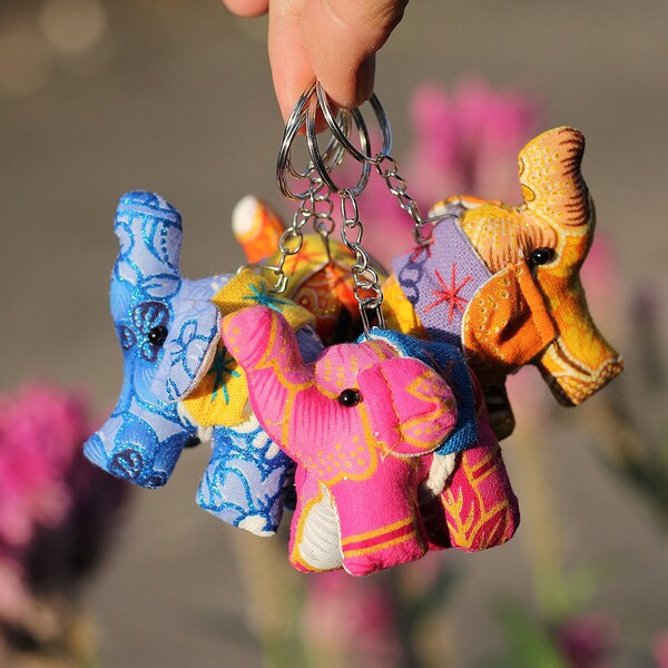 25 Mini elephant key chains, Babyshower, Elephant key-ring, Animal key-chain, Stuffed elephant, Miniature elephant, Gift