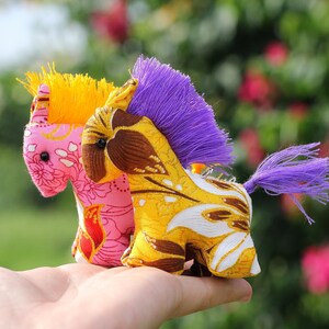 Pferde-Schlüsselanhänger: Plüschtier-Handyanhänger, Taschenaccessoires-Set mit 20 Stück