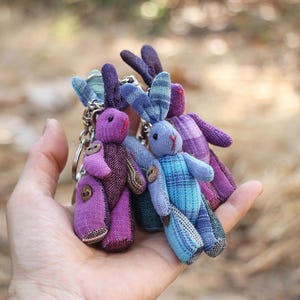 Porte-clés lapin, lapin de Pâques, lapin fait main, porte-clés lapin, poupée en peluche lapin, lapin en peluche, cadeau