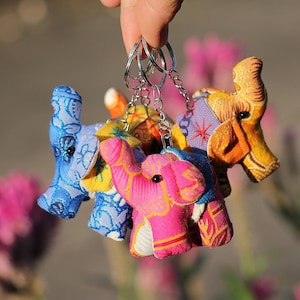Set of 6 elephant key-chains multi-colored