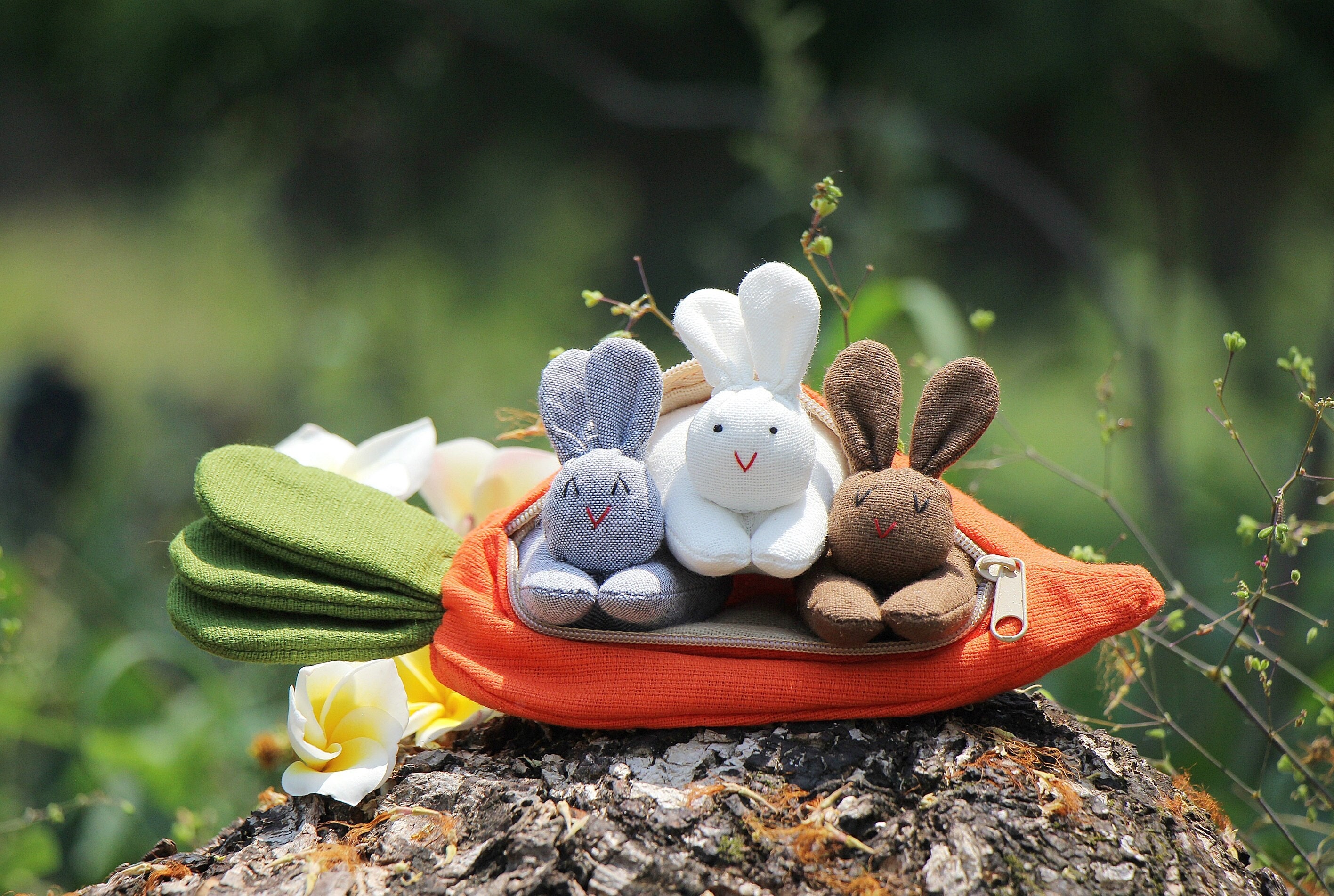 3 Organic stuffed bunnies in carrot zip purse, Bunny Easter, Bunny toy, Home decor, White bunny plush, Children&#39;s gift