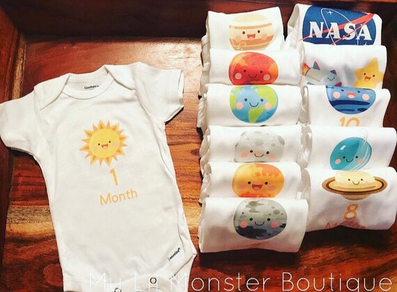 monthly onesies set