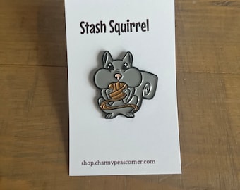 Sammy the Stash Squirrel Gray