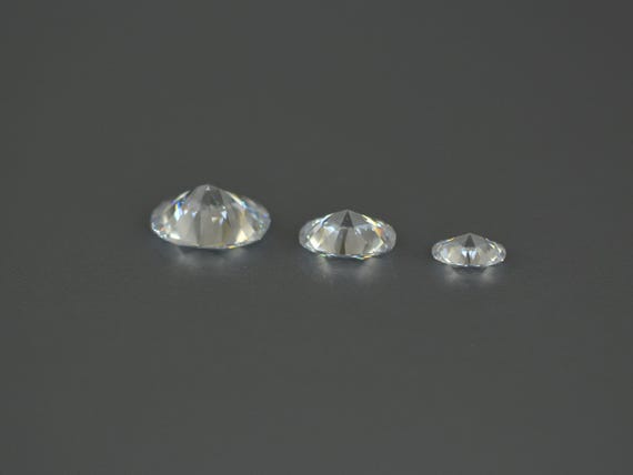 Buy Cubic Zirconia 3x5 8x10 Mm White Oval Cut Transparent Cubic