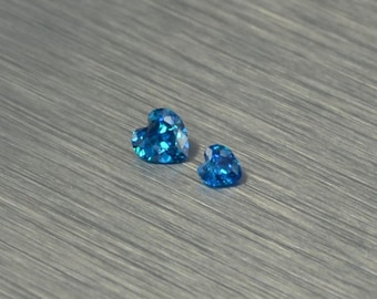 Circonita 3 a 5 mm corazón color azul londres gema facetada corte corazón azul cz