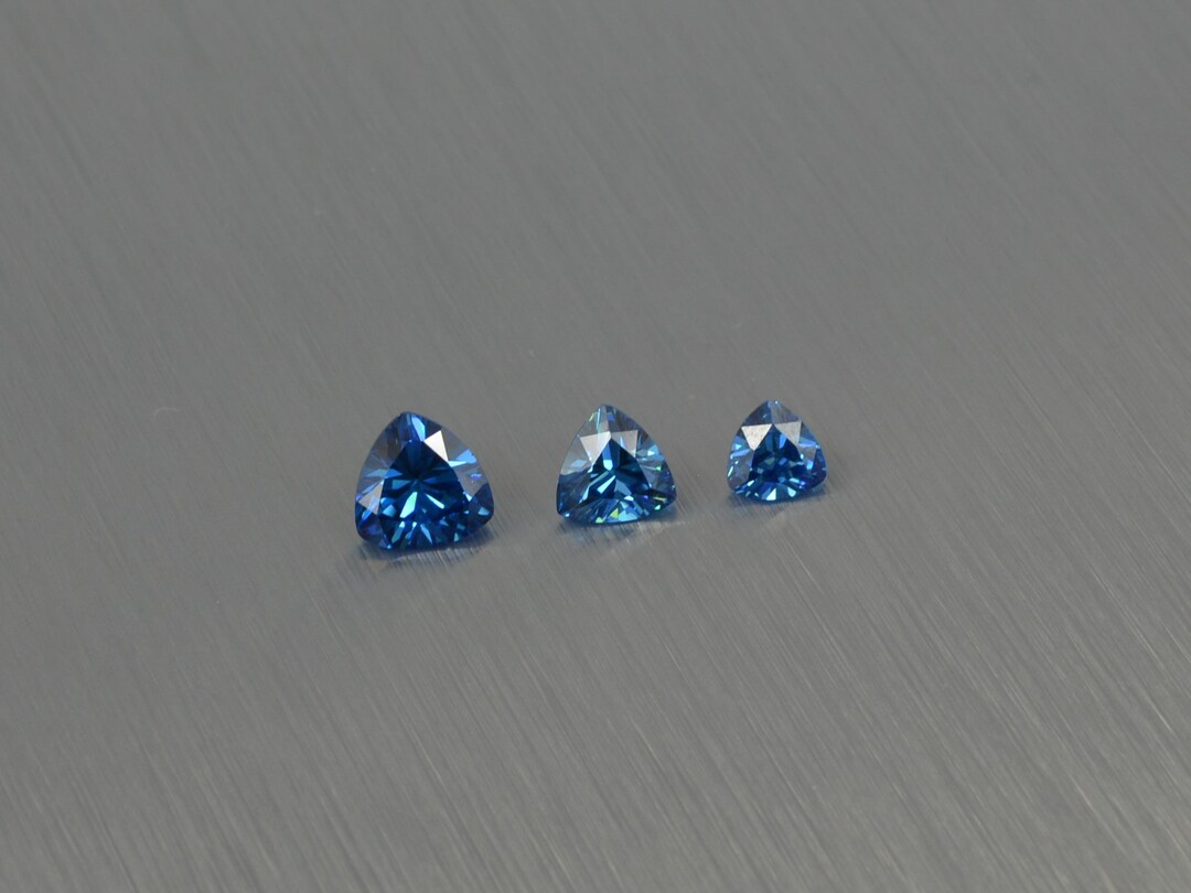 Cubic Zirconia 3 to 9 Mm Light Blue Sapphire Trillion Loose Cubic ...