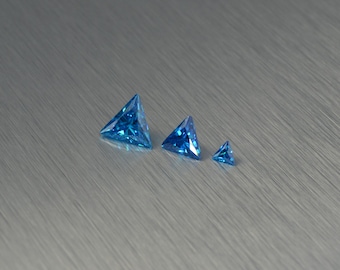 Circonita cúbica de 3 a 9 mm, triángulo azul Londres, gema facetada de circonita cúbica suelta