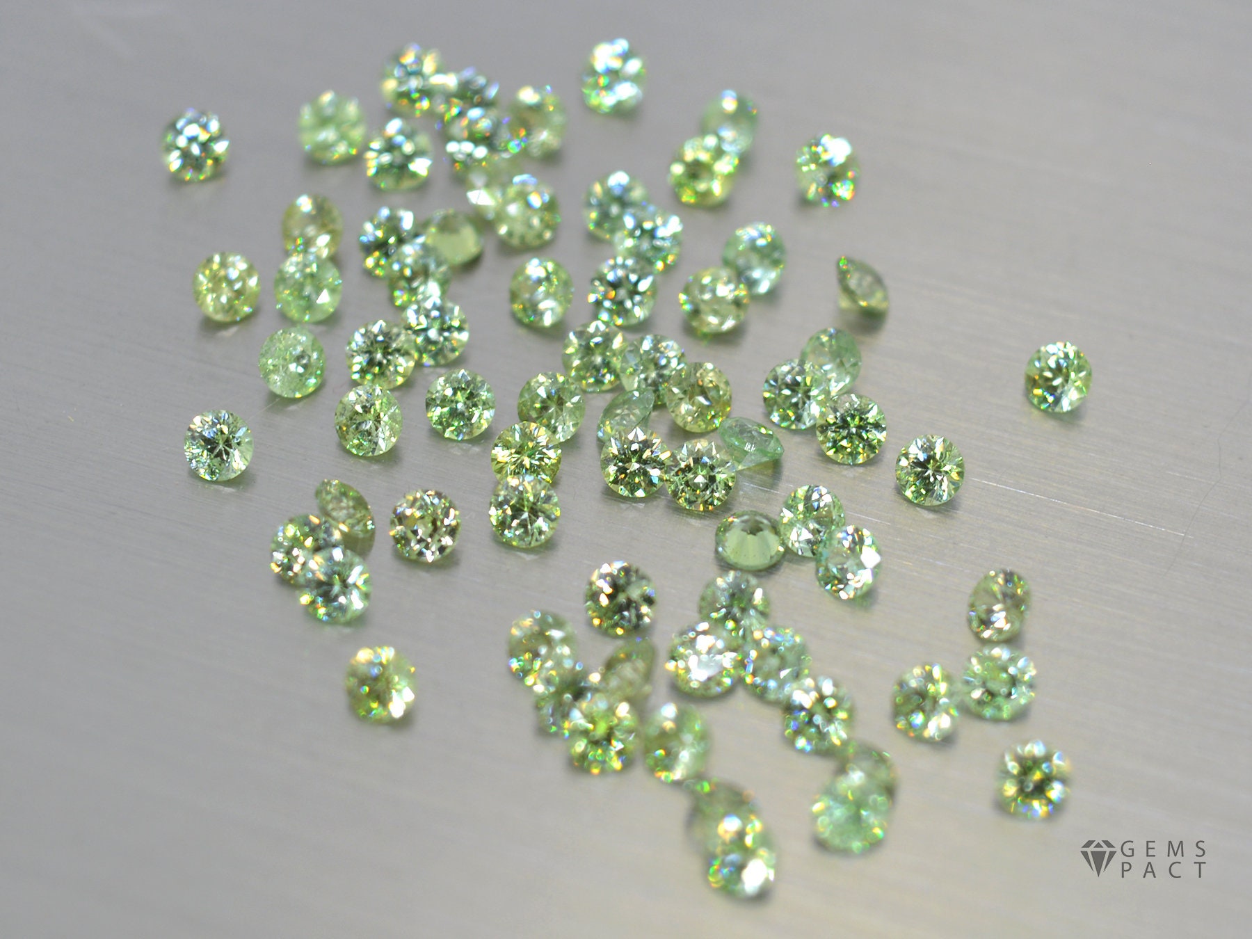 Natural russian demantoid faceted CERTIFICATE ravishing gemstone round cut  2 mm, 2.5 mm DTR2F, DTR2.5F