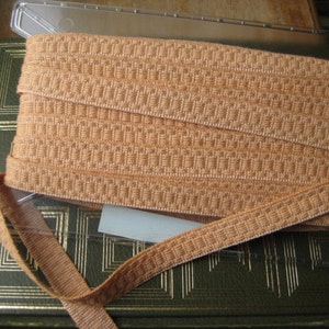 Salmon Woven French Trim