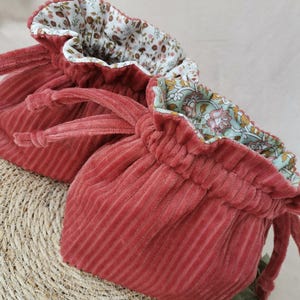 Pochon en velours terracotta – doublure fleurie, toile de Jouy ou tissu indien – rangement bijoux, cosmétiques, vide-poche, emballage cadeau