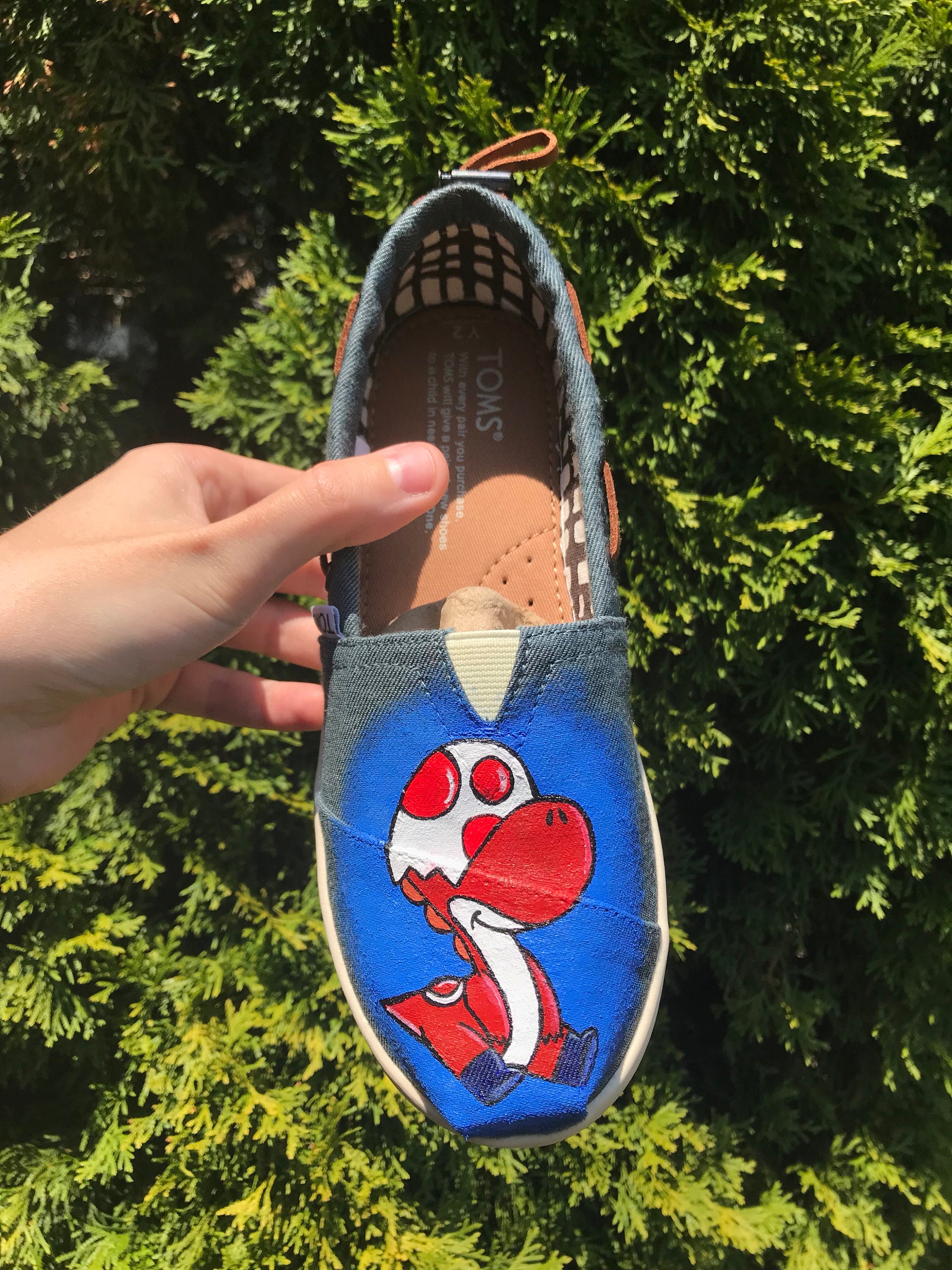 Yoshi Custom shoes - Etsy Nederland