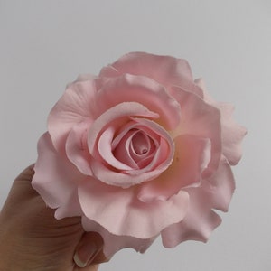 Barrette rose rose
