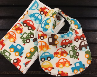 Car theme baby bib and burp cloth set in organic cotton