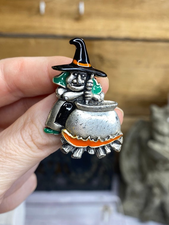 CENWA Halloween Jewelry Halloween Brooch Pin Halloween Movie