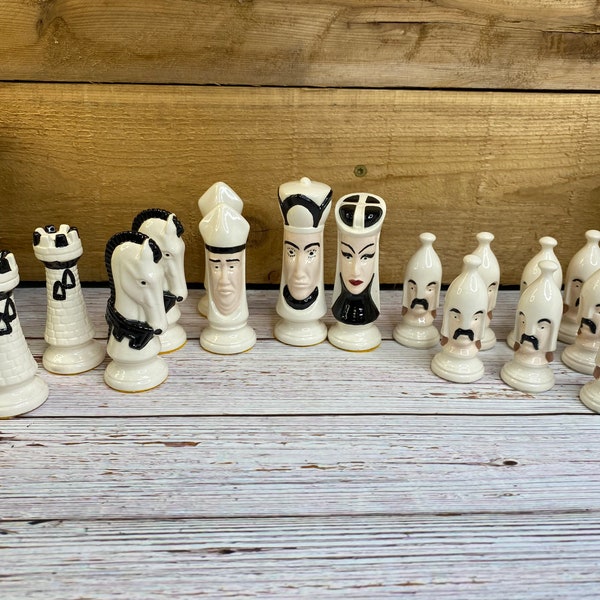 Vintage Duncan Medieval Chess piece ~ White and black ~ choose 1 ~ King queen Bishop knight rock pawn ~ mid century 60s