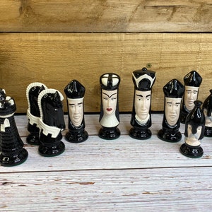 Vintage Duncan Medieval Chess piece ~ choose one ~ King queen bishop knight rook pawn ~ Black and white ~ 60s