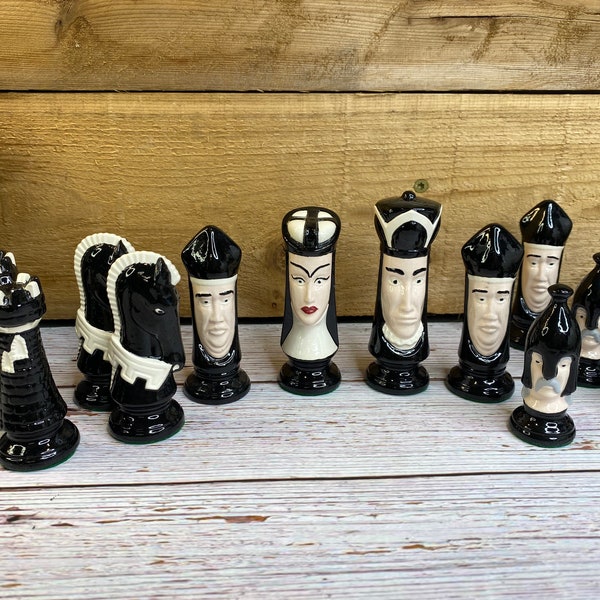 Vintage Duncan Medieval Chess piece ~ choose one ~ King queen bishop knight rook pawn ~ Black and white ~ 60s