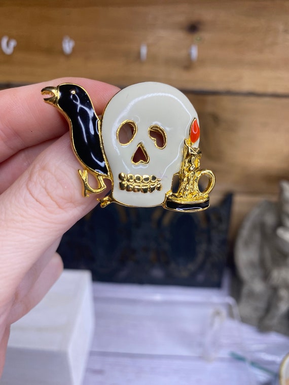 Vintage halloween pin skull - Gem