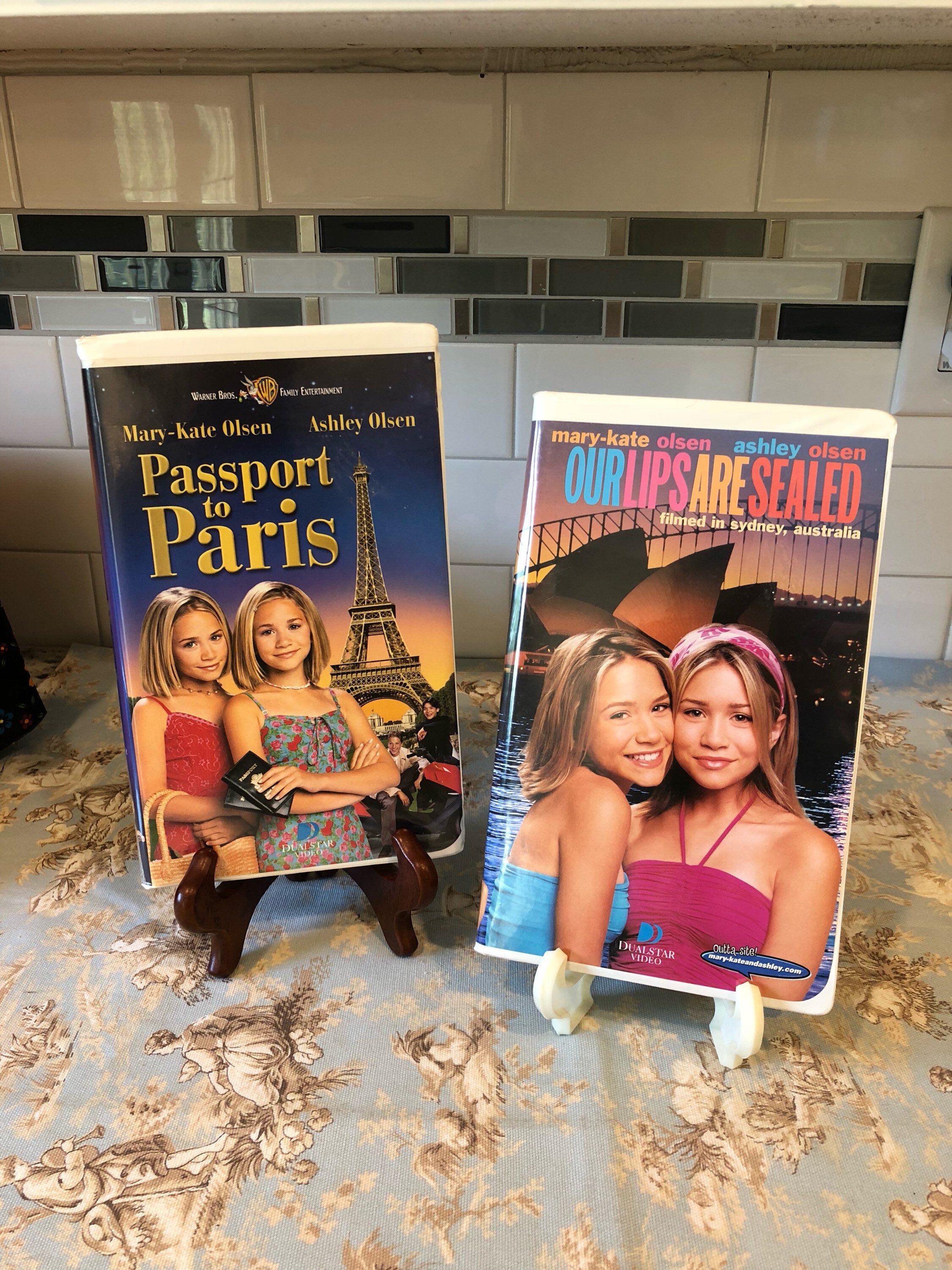 Cette bandes de Mary Kate et Ashley VHS sont en bon état. 