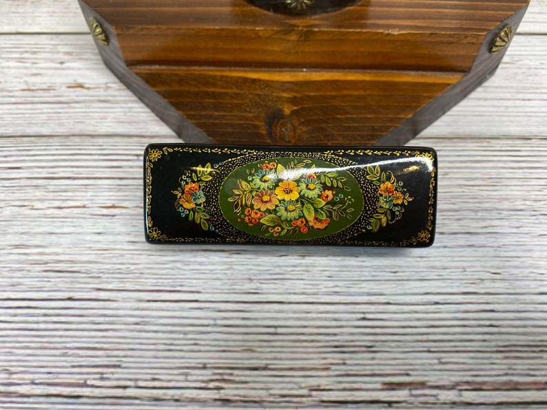 Vintage USSR Russian Lacquer trinket box ~ wood ~ floral flower ~ bouquet ~ multicolored ~ black blue red yellow pink green