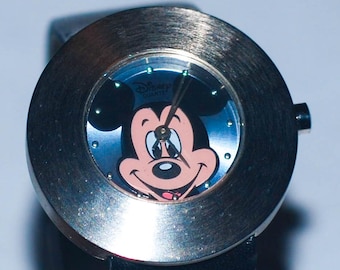 Disney Retired Time Works Mickey Mouse  Quartz Watch With Mickey Glove Screw-in Buckle Jewelry Clasp Closure