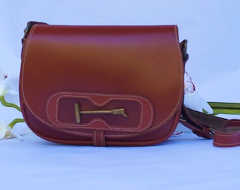 Vintage Genuine Leather Saddle Bag/Satchel Shoulder Bag