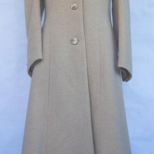 Vintage Taupe Wool Blend Faux Fur Collar Coat. Made in Poland. Size 38. S/M image 2