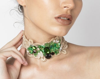 Statement romantische Halskette mit Kristallen und Blumen, Choker Halskette, Kristall Halskette, Statement Halskette, Mode Halskette, Unikat