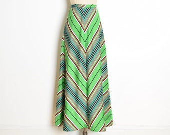 vintage 70s maxi skirt green chevron stripe print long full high waisted XS clothing