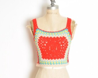 vintage 70s crop tank top red granny square crochet afghan hippie shirt XS clothing