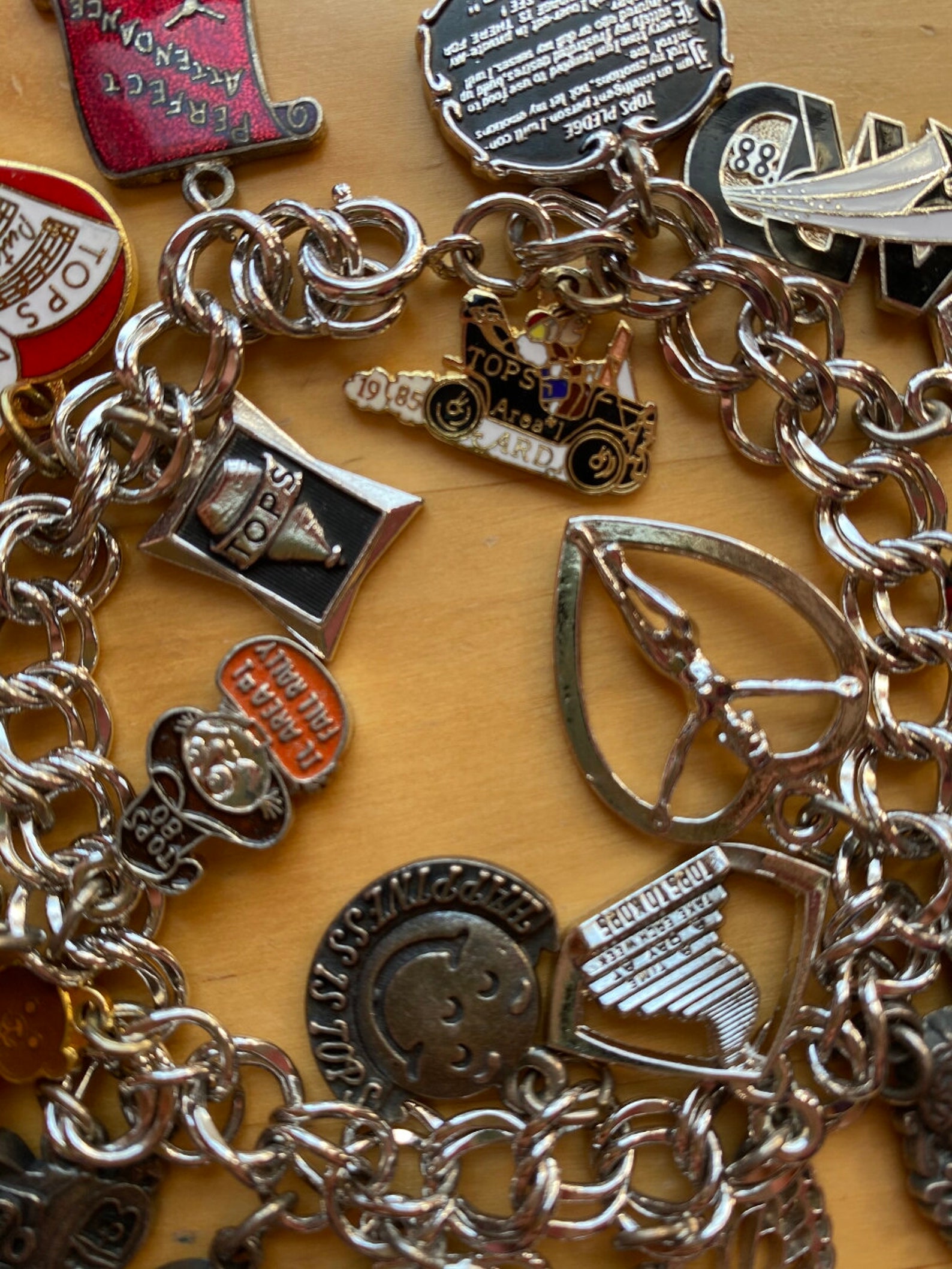 Vintage 80s Charm Bracelet TOPS Loaded Chain 22 Charms Link Etsy