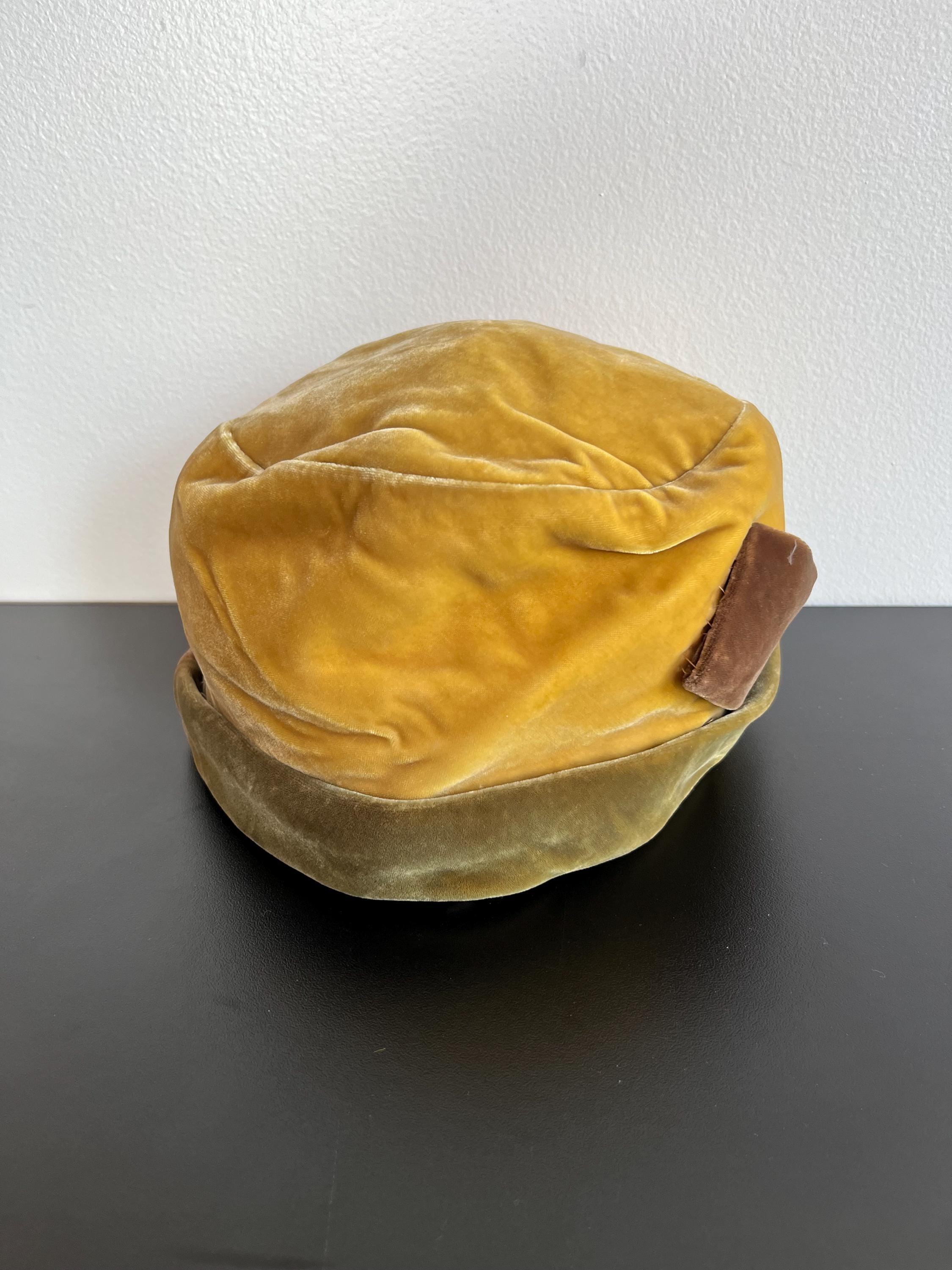 Vintage 60s Hat Mustard Yellow Velvet Cloche Pillbox Flapper  display picture 3