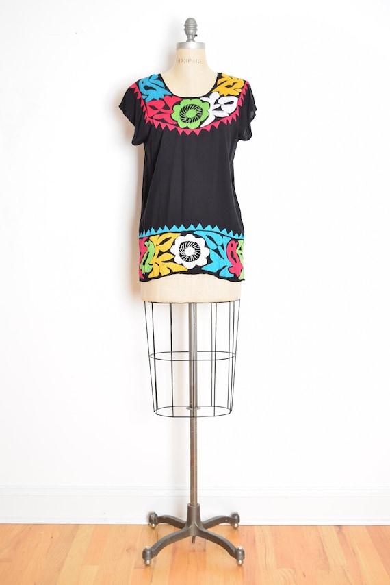 vintage top black Mexican embroidered floral hipp… - image 1