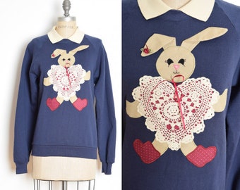 vintage 90s sweatshirt navy applique bunny rabbit crochet top tee shirt M clothing