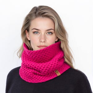 Hand-Knitted Merino Wool Cowl Neckwarmer, Chunky Honeycomb Tube Scarf