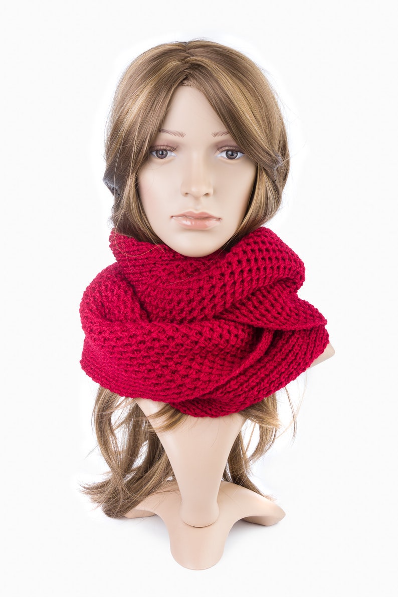 Chunky Scarf, Chunky Knit Scarf, Knit Infinity Scarf, Infinity Scarf Red