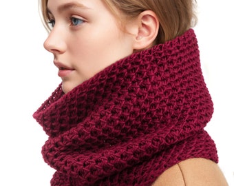 Merino Wool Knitted Neck Warmer, Chunky Knit Tube Scarf, Women's Snood, Soft Dark Red Wool Cowl