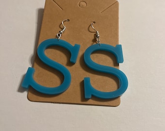 Initial earrings, letter earrings, initial letter acrylic earrings, custom earrings