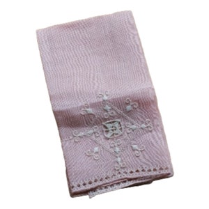 Dusty Pink Delicate Embroidered Napkin