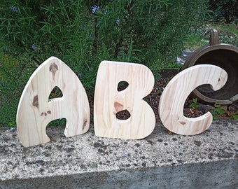 HARLEQUIN wooden letters 18mm