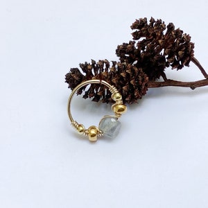 Anello al naso piercing,labradorite,elica,conchiglia,setto,cartilagine,targo,boho,hippie,chic,matrimonio,placcato in oro