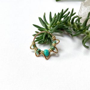 Piercing plaqué or turquoise 20G Ø1,1cm anneau nez narine nostril upper lobe oreille hélix conch rook cartilage arcade bohème ethnique lotus