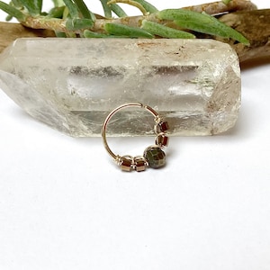 Piercing pyrite et plaqué or ou acier chirurgical, 0,6 mm/22g, 0,8 mm/20g, 1 mm/18g, anneau hélix, conch, nez, narine, nostril, daith, lobe