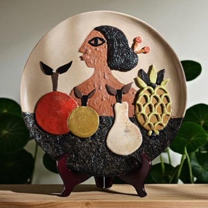 Handmade 30 cm Decorative Ceramic Plate – Woman and Fruit Design – Textured Wall Art – Stoneware Pottery – Unique Gift